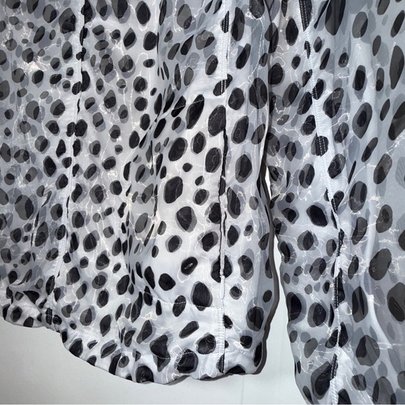 Lorna Jane Leopard Print Jungle Fever Jacket Black White Mesh Hooded, Size M NWT - Picture 6 of 7